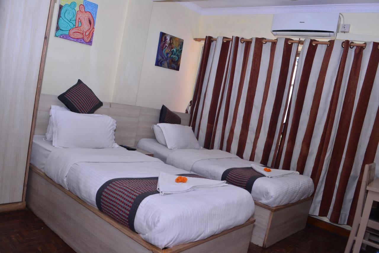 Hotel Mountain Gateway Κατμαντού Εξωτερικό φωτογραφία