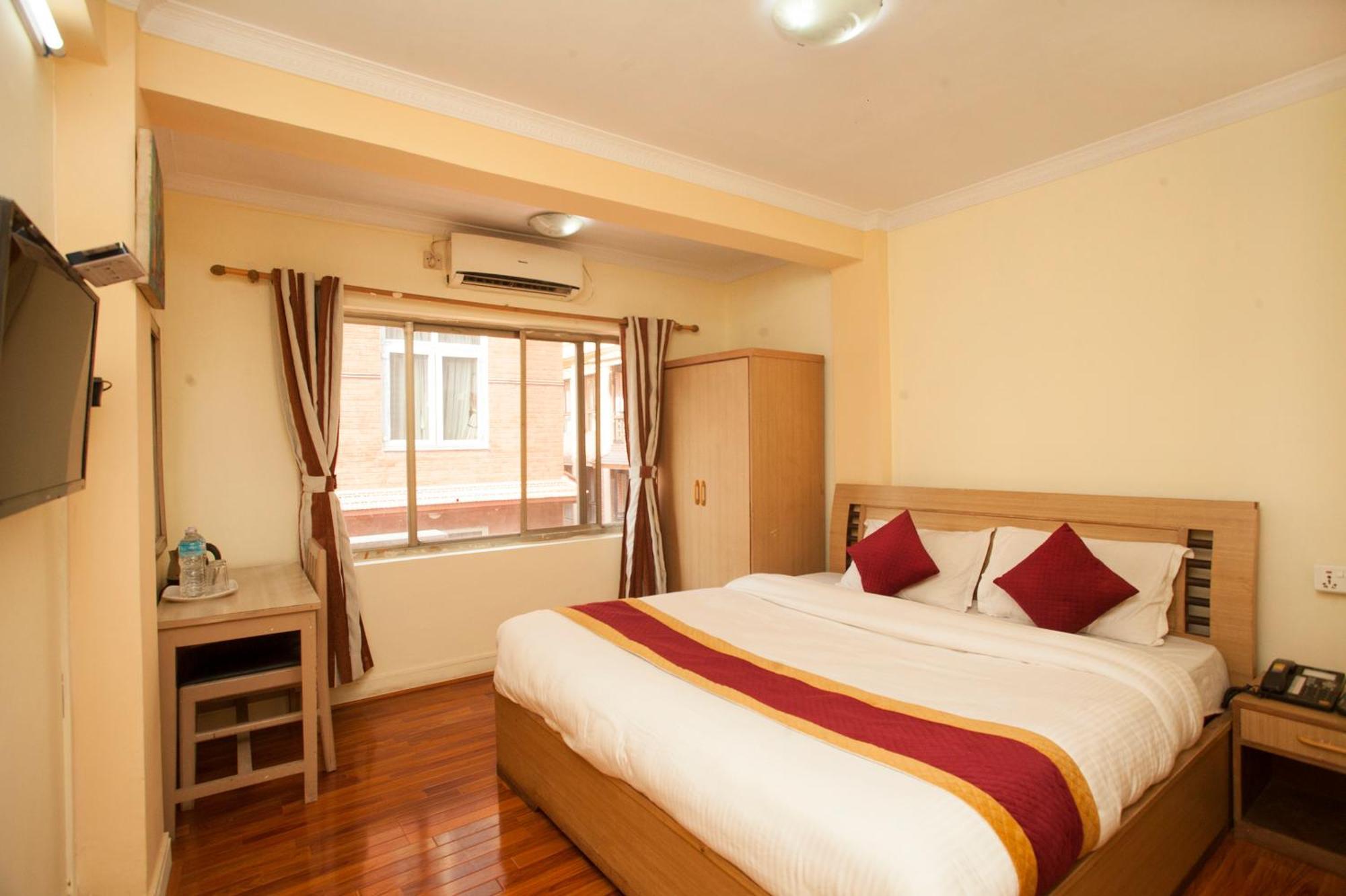 Hotel Mountain Gateway Κατμαντού Εξωτερικό φωτογραφία