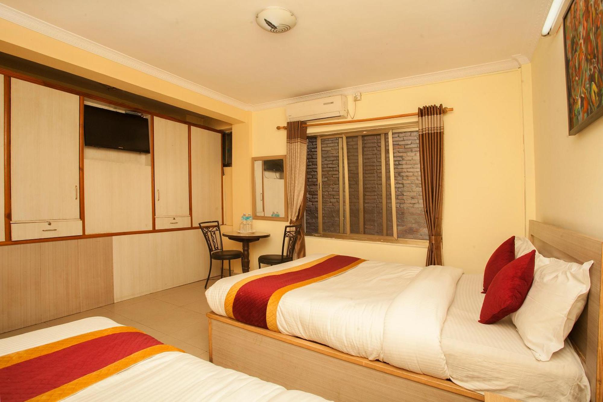 Hotel Mountain Gateway Κατμαντού Εξωτερικό φωτογραφία