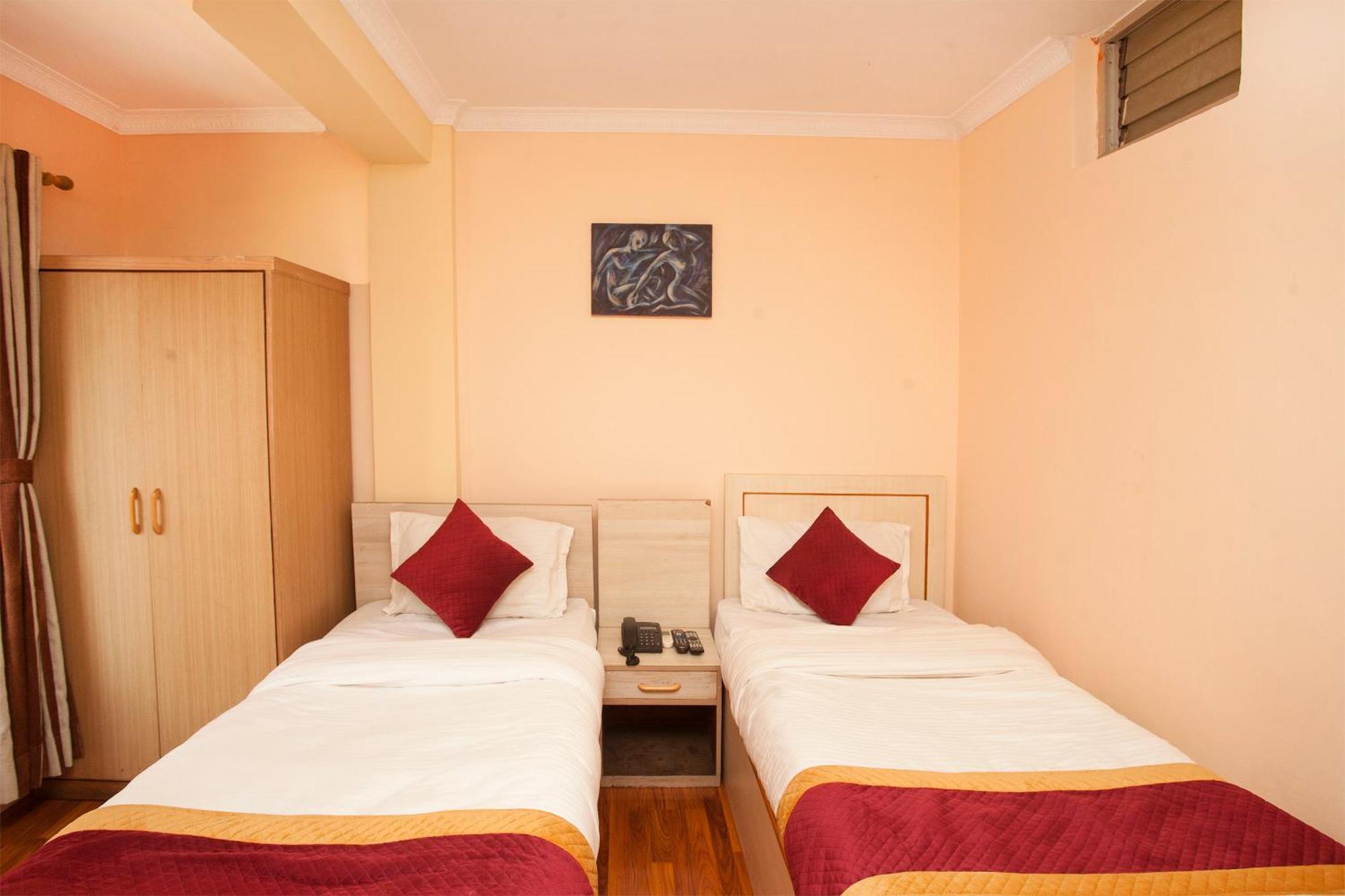 Hotel Mountain Gateway Κατμαντού Εξωτερικό φωτογραφία