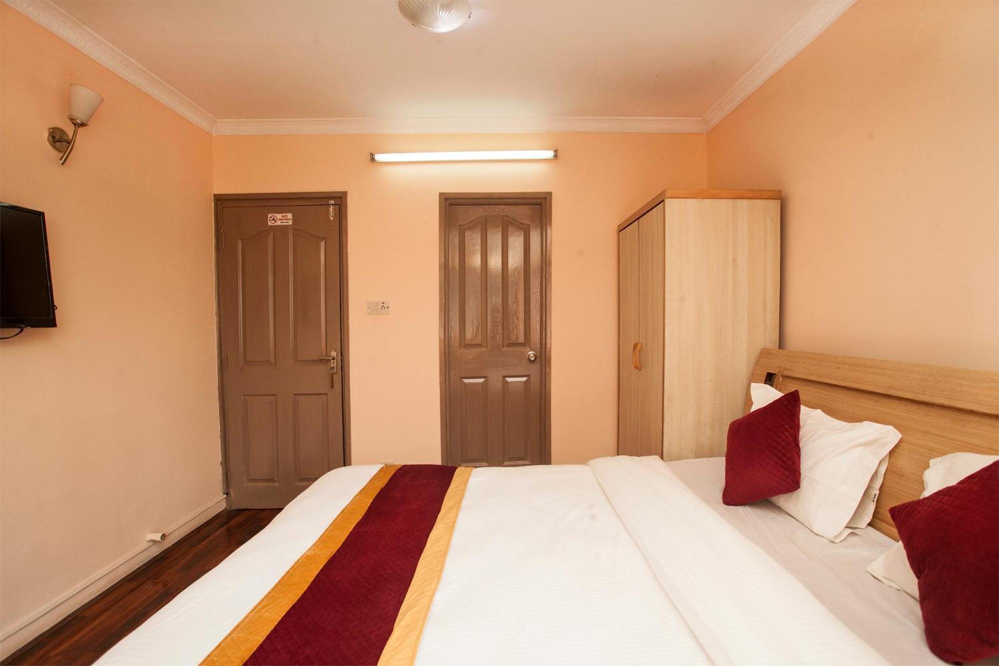 Hotel Mountain Gateway Κατμαντού Εξωτερικό φωτογραφία