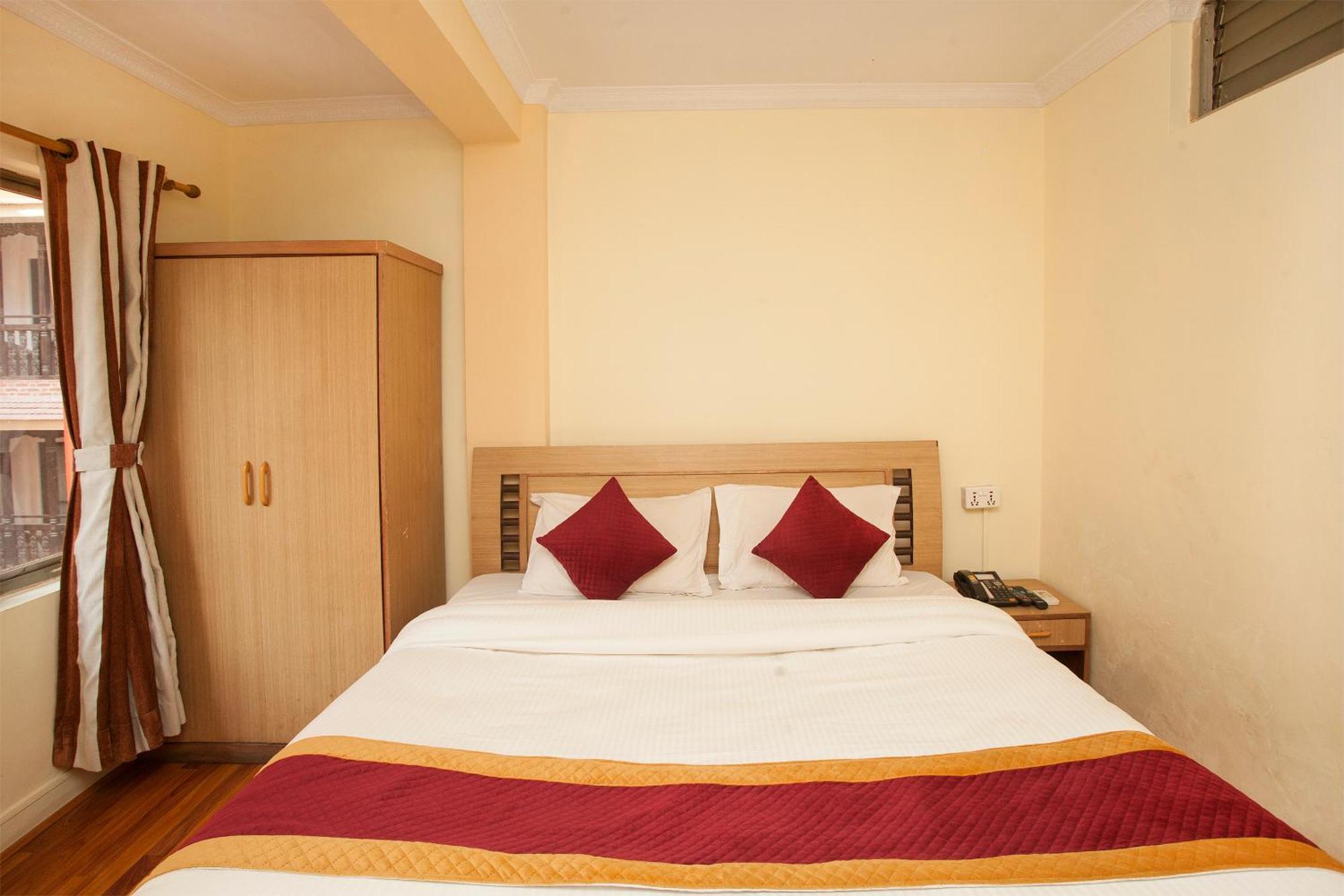 Hotel Mountain Gateway Κατμαντού Εξωτερικό φωτογραφία