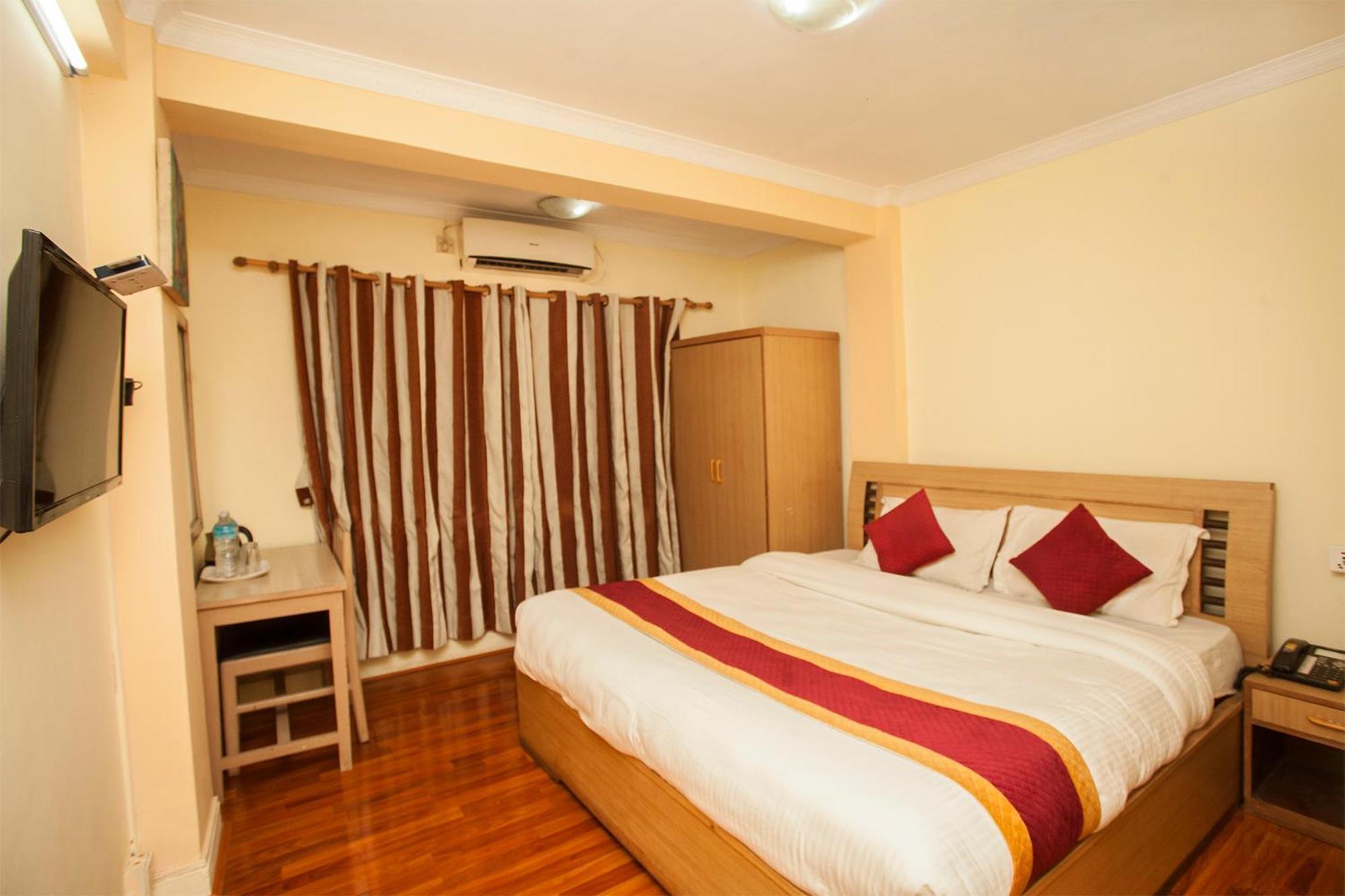 Hotel Mountain Gateway Κατμαντού Εξωτερικό φωτογραφία