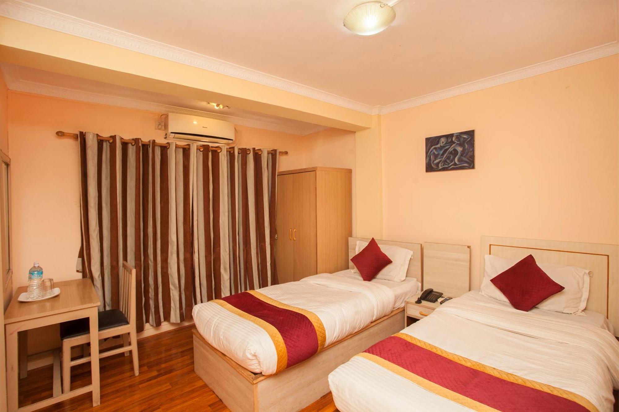 Hotel Mountain Gateway Κατμαντού Εξωτερικό φωτογραφία