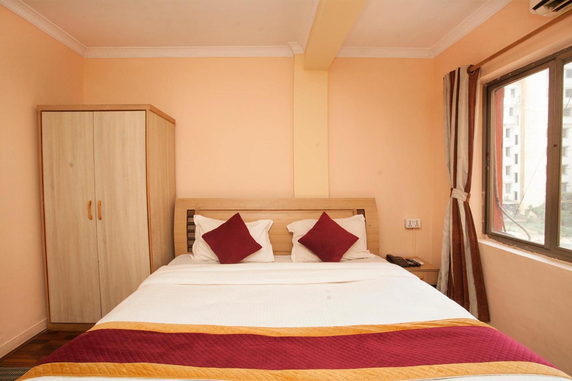 Hotel Mountain Gateway Κατμαντού Εξωτερικό φωτογραφία