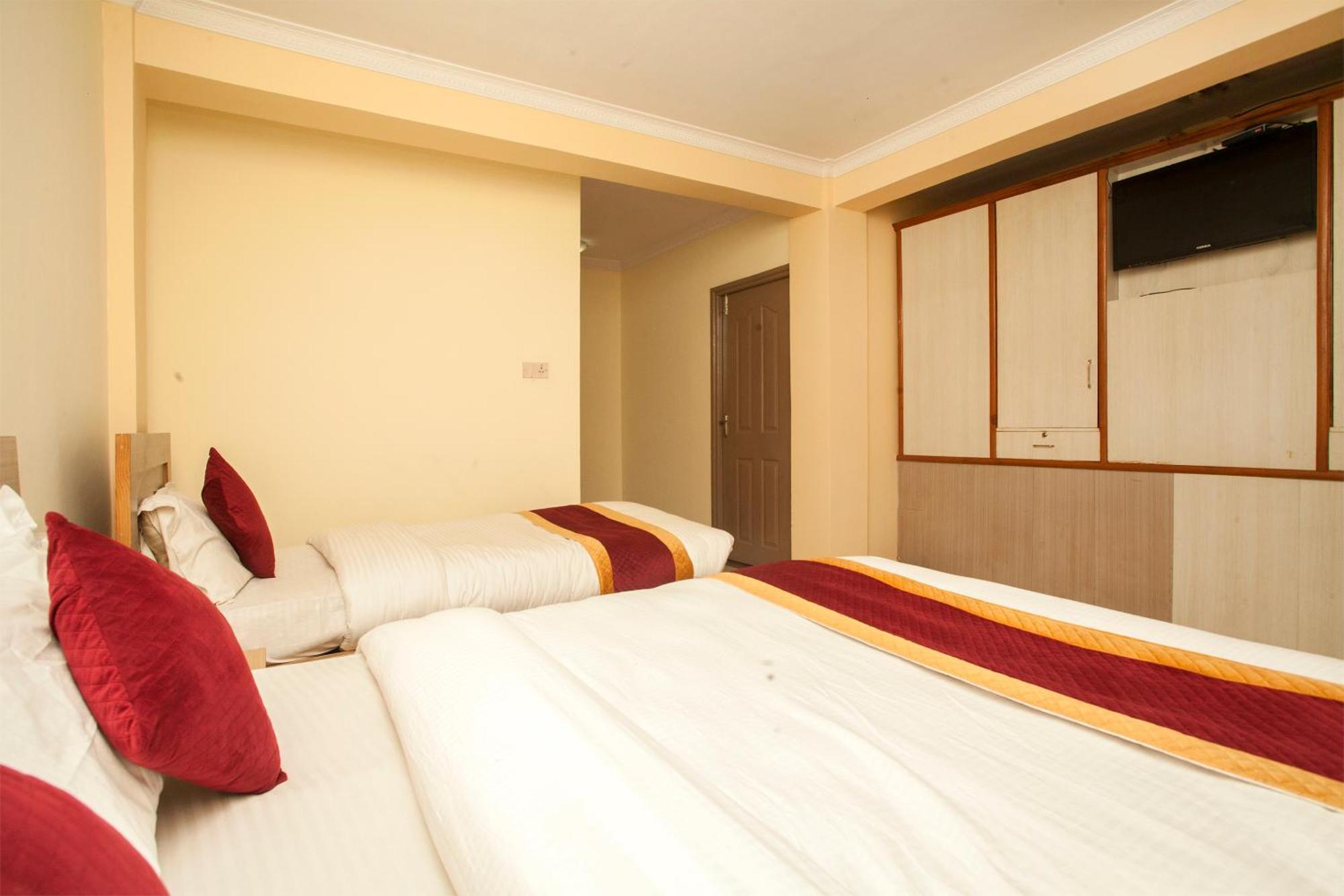 Hotel Mountain Gateway Κατμαντού Εξωτερικό φωτογραφία