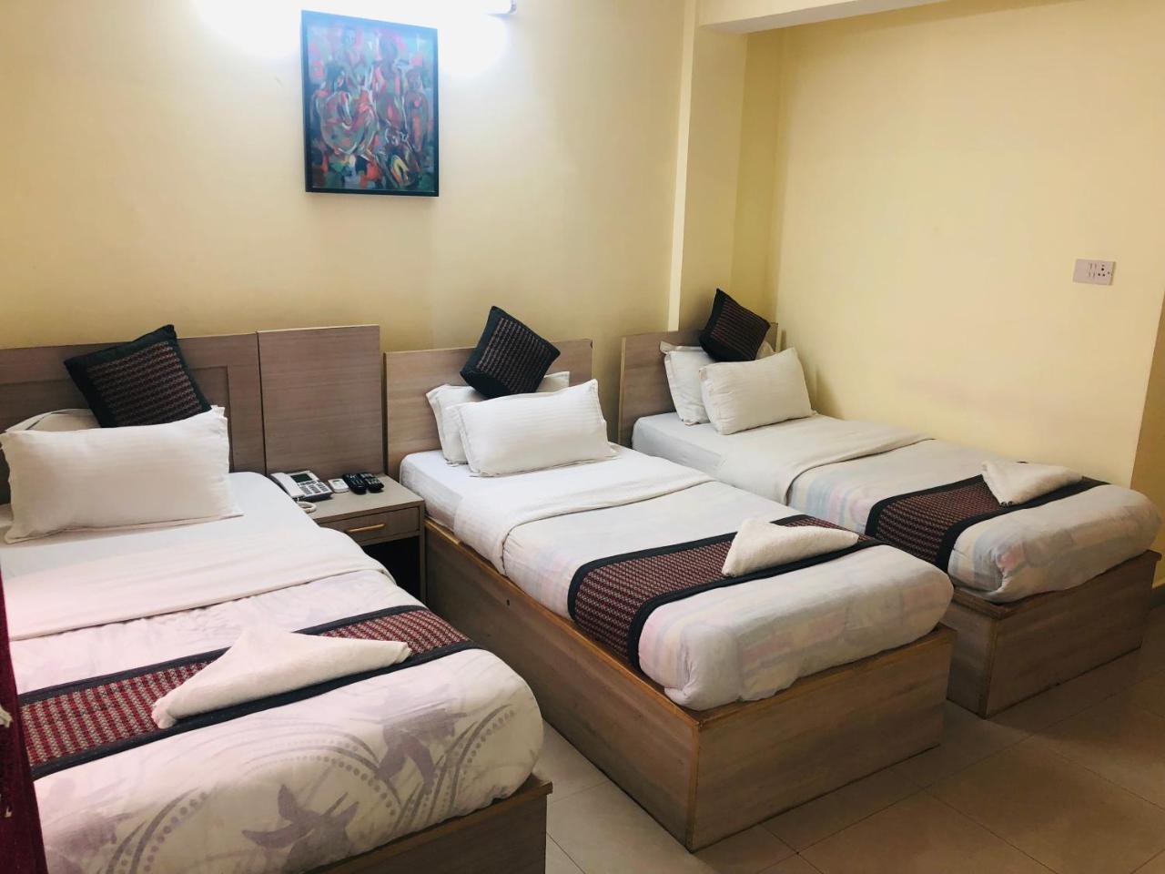 Hotel Mountain Gateway Κατμαντού Εξωτερικό φωτογραφία